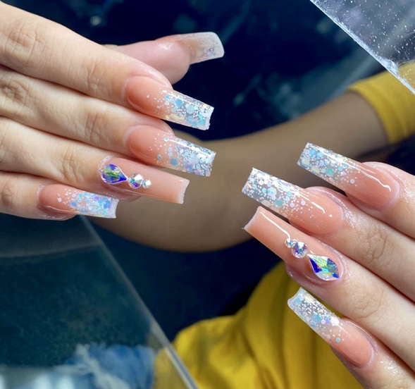 Nude Glitter Ombré